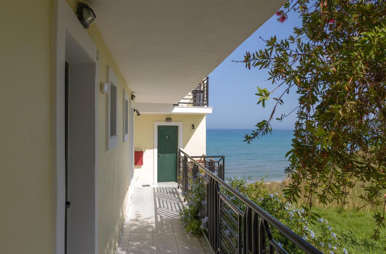 Sea View *